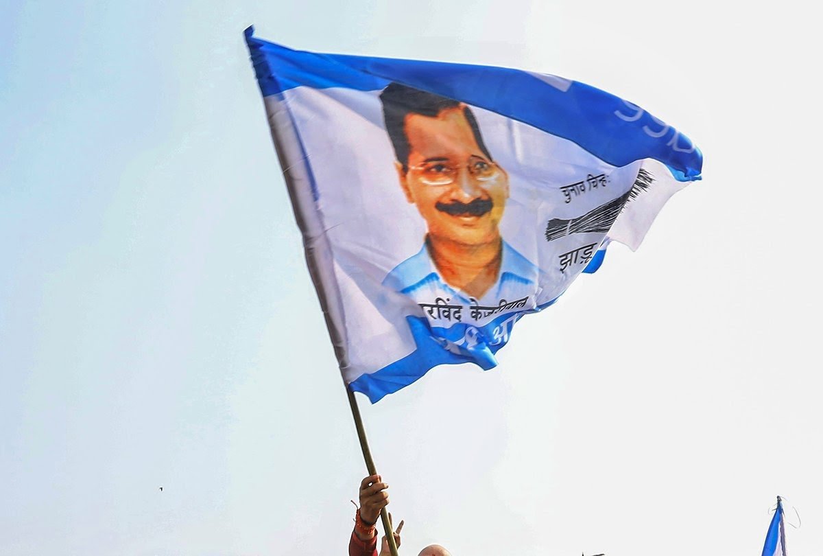 delhi-eelction-2020-results-flag-of-arvind-kejariwal_1581470500.jpeg